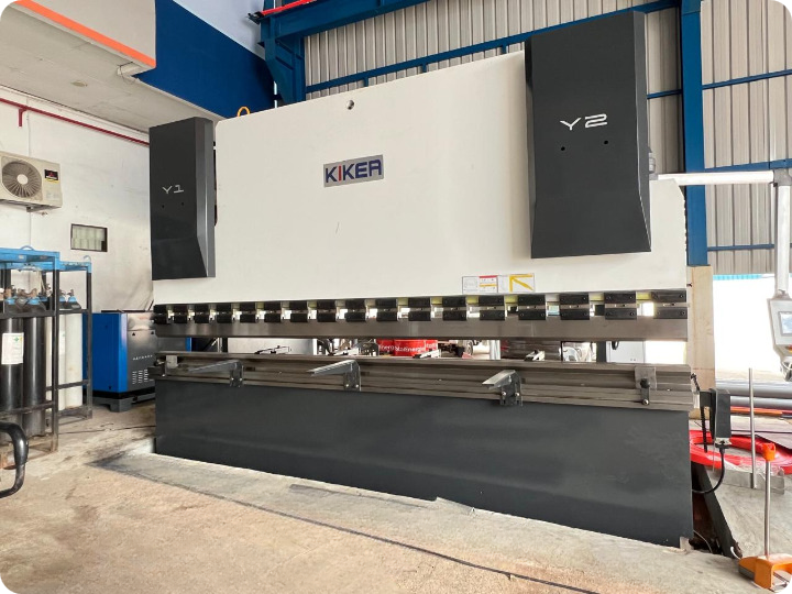 Proses pembengkokan logam